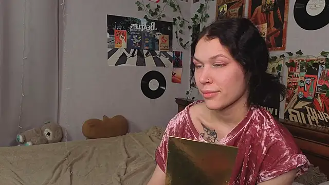 terrieherimann - TerrieHerimann's free webcam