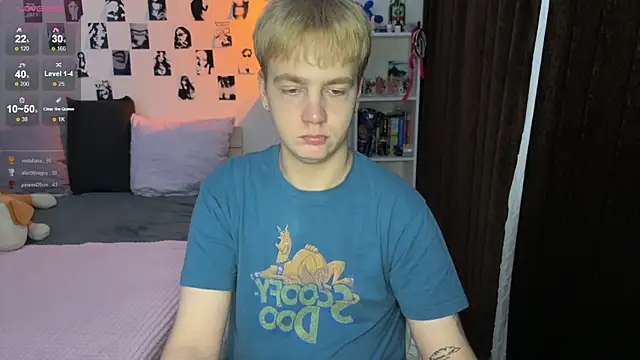 olivertasty (M twink) - let's leave me without clothes