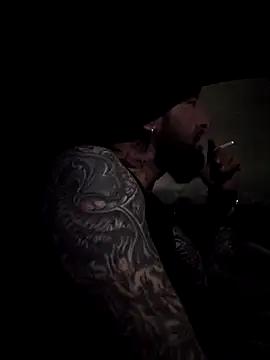 Beardedtattood live cam screenshot malefemale on Ufotopia – Live Cams & Video Chat Community