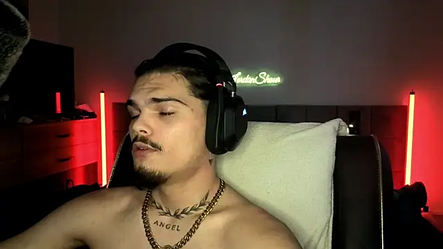 jordanshow - JordanShow's free webcam