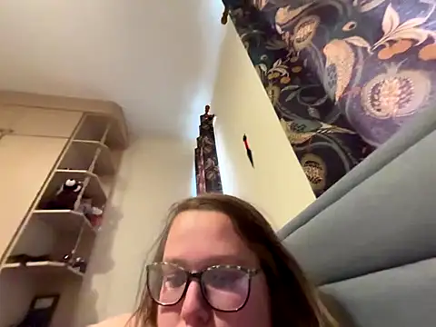 scarletcum22 - Scarletcum22's free webcam - UK Sex Cams