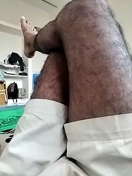 420vs (M young) - Room  rent