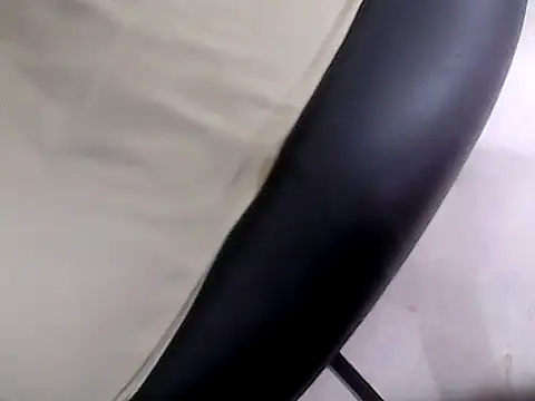 bakasur_19 (M young) - I pour coke on my cock