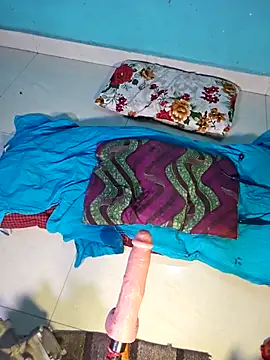 username_is_hidden - Username_is_hidden's free webcam - UK Sex Cams