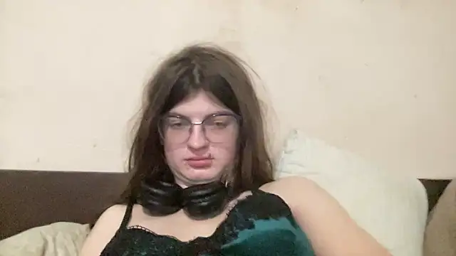 nikaxzimax - NikaXZimax's free webcam - UK Sex Cams