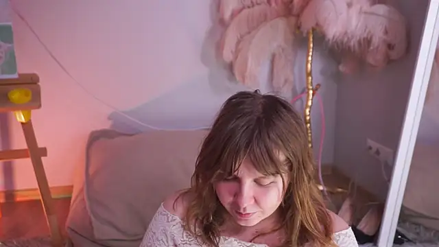 sense_of_rosemary - Sense_Of_Rosemary's free webcam