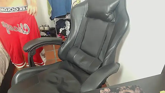 alejandro_cutee - Alejandro_Cutee's free webcam - UK Sex Cams