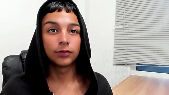 Seductivo_jr live cam screenshot male on Pornmatic – Free Porn Videos & Live Cams