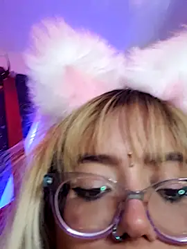 fireforfire_ - FireForFire_'s free webcam