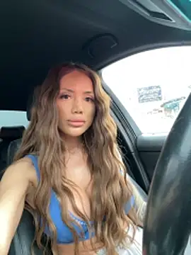 NicollleDiamondd live show on StripChat 