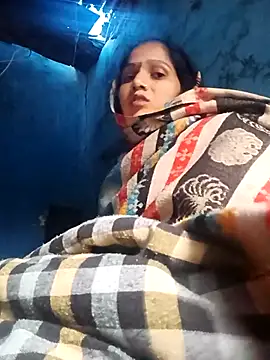 jooli_xx - Jooli_xx's free webcam - UK Sex Cams