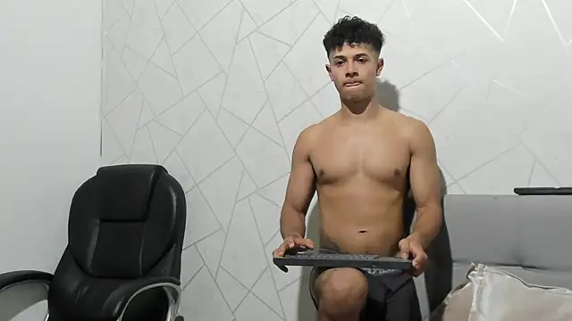 alex_colton7 - Alex_Colton7's free webcam - UK Sex Cams