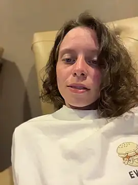 rinamood (F young) - spank a naked pussy