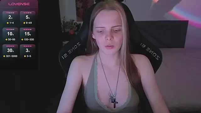 luna_navy - Luna_Navy's free webcam