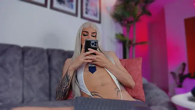 taylor__foxxx - Taylor__foxxx's free webcam - UK Sex Cams