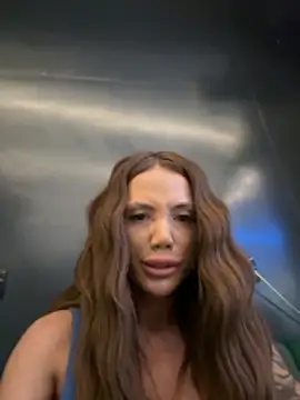 nicolllediamondd (F young) - Topless 5 min !!!