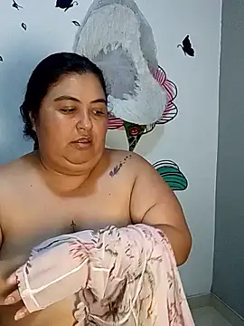 curvy_diva_ (F milf) - Shower show