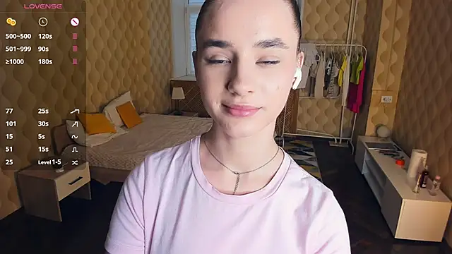 jinnymcie (F teen) - Spankings on the butt x5