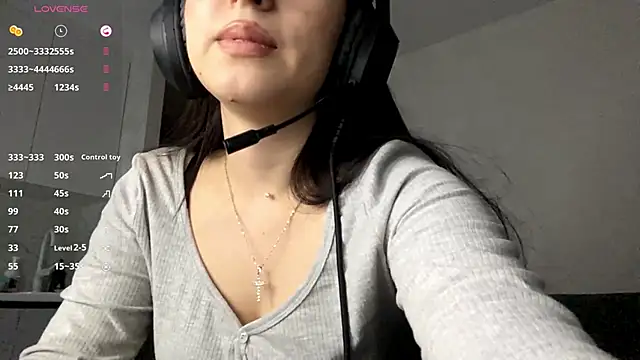 angiladoyal (F teen) - Lets lift down my shorts