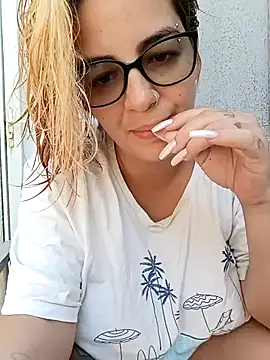 escarlate4you_ - Escarlate4you_'s free webcam