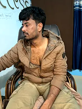 meekbatgirl (M young) - Take of shirt