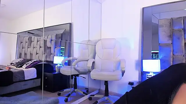 zinnia_mosley - Zinnia_mosley's free webcam - UK Sex Cams