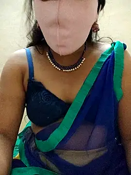 indhuvijayawada (F milf) - Topless oil massage