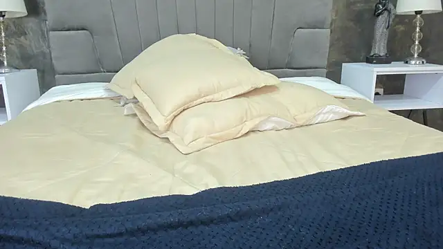 bruce_hans (M twink) - get naked