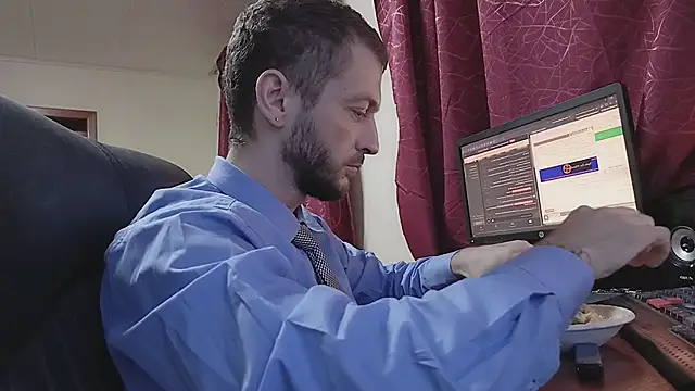 333Alone_in_theDark777