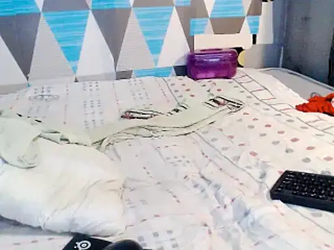 savannah_cock (T milf) - i'll cum in public