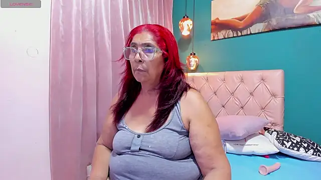 renata_milf_ (Ask my age) - penetrate my wet vagina 🥵strong!