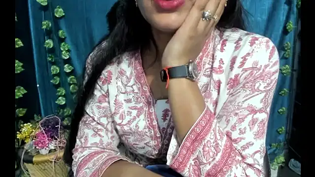 forever_love2025 (F young) - kash ki m tujse mil pati