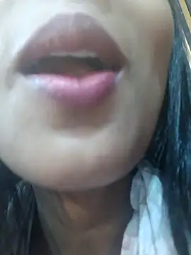 hotshreya69 (F young) - Topless