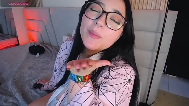 miss_loise (F teen) - Ahegao + machine