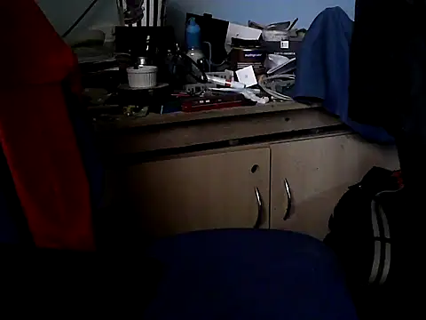 skaterhun - SkaterHun's free webcam - UK Sex Cams