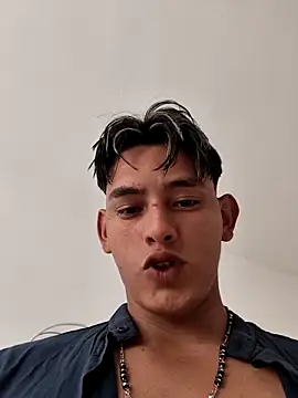 hiroshi_shen (M young) - Kiss😘💋💋