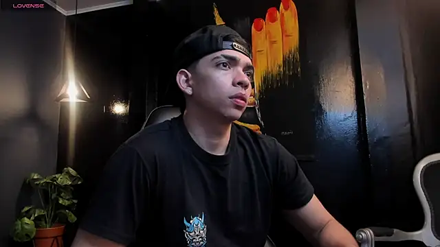 eryonbradley (M twink) - MASSIVE CUM