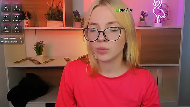 miki_ti (G teen) - play boobs in bra