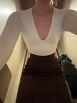 kristirich (F young) - Masturbation+spank ass🍑💦