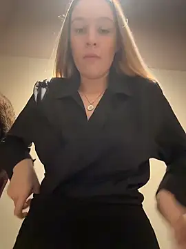 sashacatt (F young) - Masturbation completely naked 😈