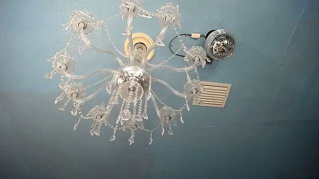 adrianna_fox (F milf) - Garden show