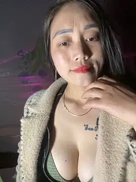 chipp-bong - Chipp-bong's free webcam - UK Sex Cams