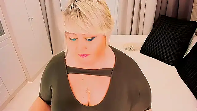 BIGTITSBBW