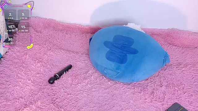 ahvi_ebony (F teen) - LETS GO TO PLAY WITH MY DILDO 🍆🍆