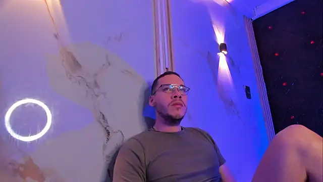 aron_and_molly (Ask my age) - 5 SLAPS ON MOLLY'S ASS