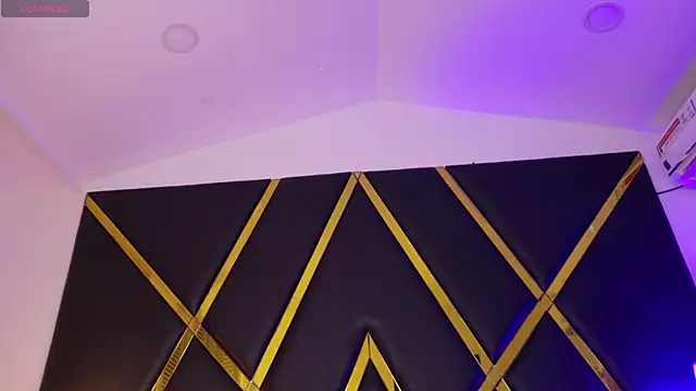 emmaacastro (F teen) - Topples 🍒🍒 show bigboobs