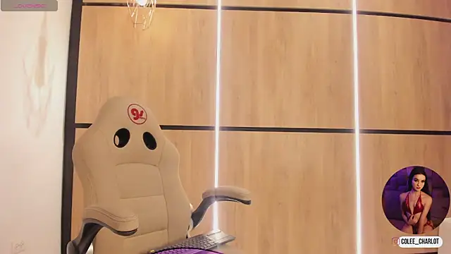 charlotte_colee (F teen) - doggy position and keep bouncing ass❤️❤️