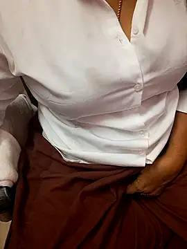 tamil_ammani (F milf) - Pussy show 🔥🔥