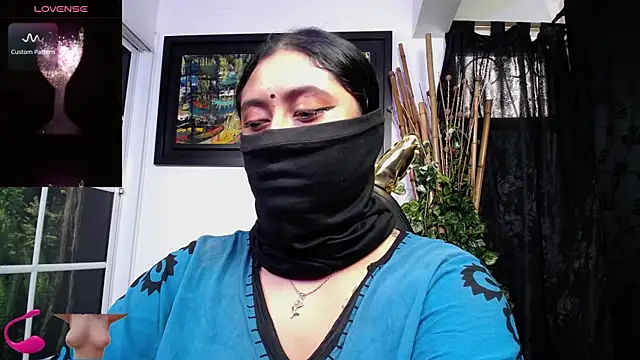 kalpanaaishaa (F young) - Squirt Now  Nude