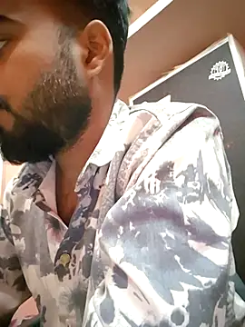 soniriyaa010101 (M young) - Full nude in public for 5 min